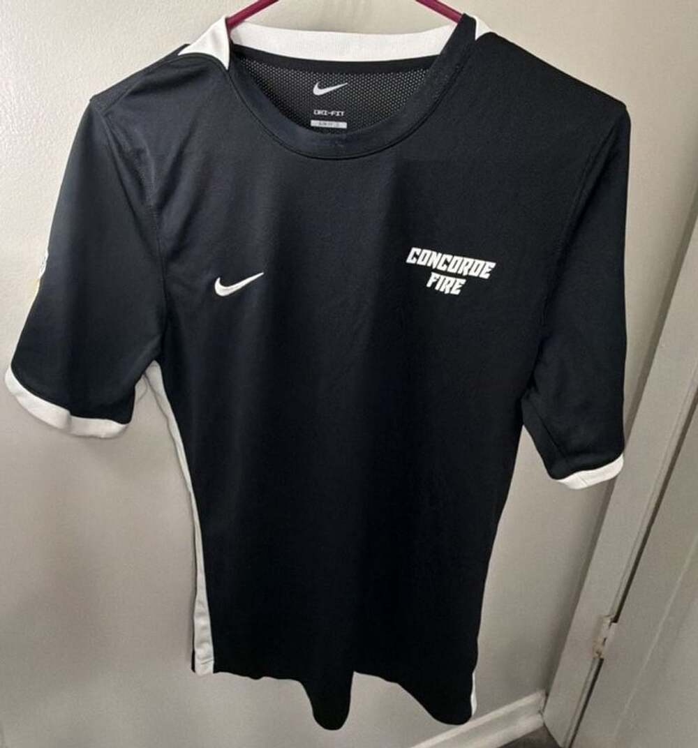 Nike Concorde Fire ECNL Soccer Jersey Men’s M Dri-FIT Slim Fit Black White